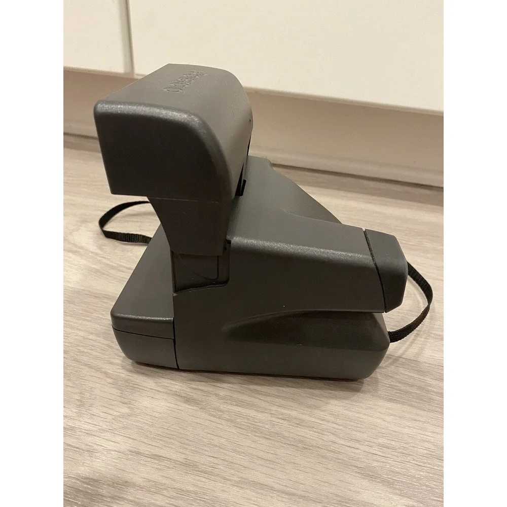 Polaroid One Step 600 Film Instant Camera With Strap Untested